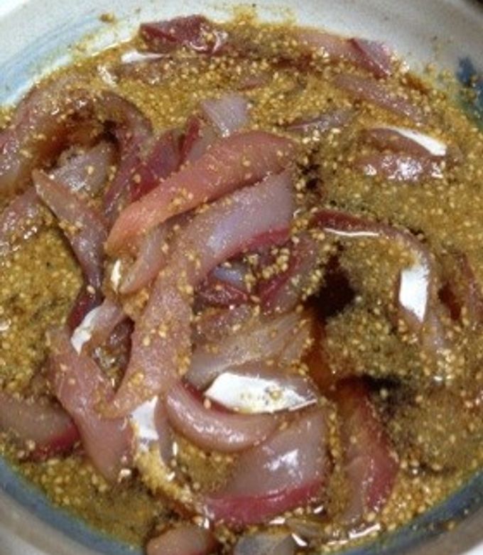 イナダのごま漬け丼