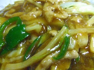 中華丼・豚キムチ・地鶏のお造り : 味食倶楽部