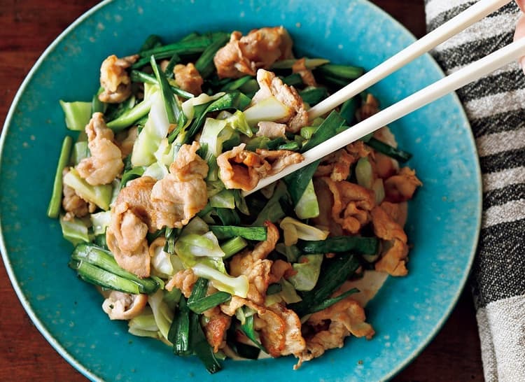 わらびと油揚げの煮物 今が旬の食材を使った簡単レシピ