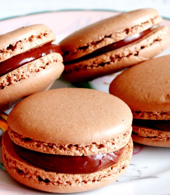 さら 簡単おやつのレシピ🐻レシピあり マーブル柄がかわいい♡ひなまつりマカロン* 今回のレシピは春色のマーブル柄がかわいい 「ひなまつり マカロン」のご紹介です🎎 𓈒 𓏸 𓐍 𓂃 𓈒𓏸 𓂃◌𓈒𓐍 𓈒 ひなまつりカラーのピンク・白・緑で マカロンを作りました