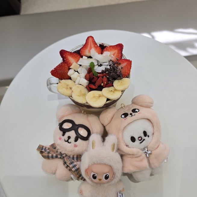 Stray Kids JAPAN 1st Album『THESOUND』発売記念キャンペーンを開催！対象商品ご購入で、撮りおろしデザインを使ったオリジナル商品がもらえる！株式会社ファミリーマートのプレスリリース