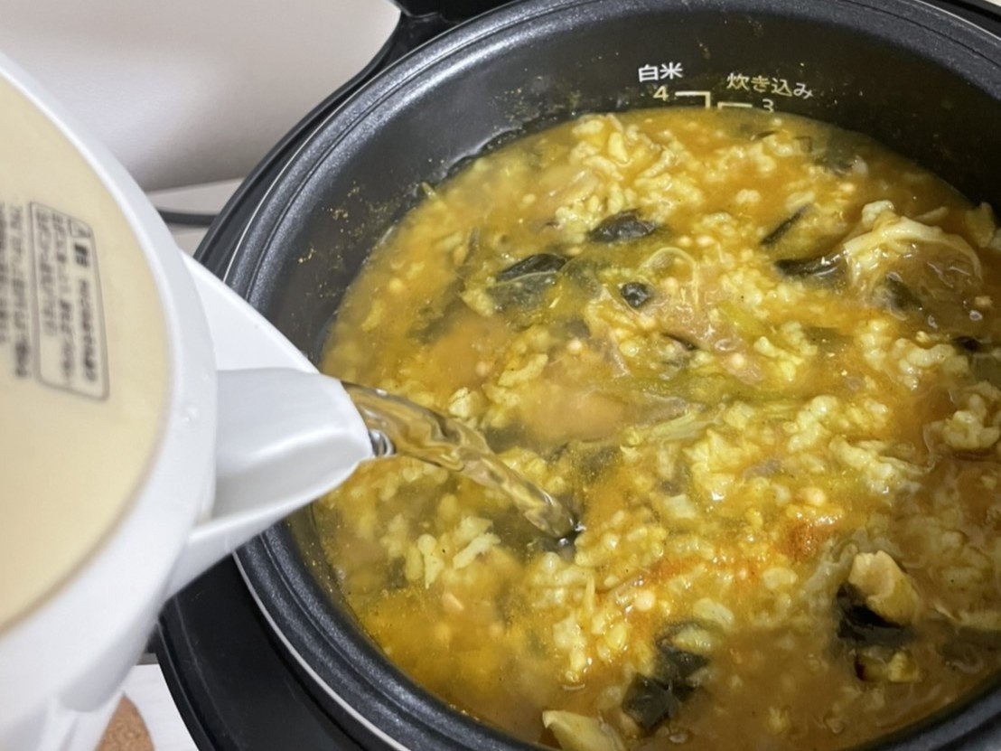 ほかのダイエットレシピはこちら, →@baknyase_suihan, 炊飯器で作る低脂質ダイエット飯！,マッチョが教えるガッツリ食べても痩せれるご飯だよ✨, 保存して作ってみて💪, ————————————,沼 , ▪️材料, ・無洗米:1合,・乾燥わかめ:10g, ・乾燥しいたけ:10g, ・塩昆布:10g, ・オクラ:10本, ・鶏胸肉:300g, ・白だし:大さじ1,