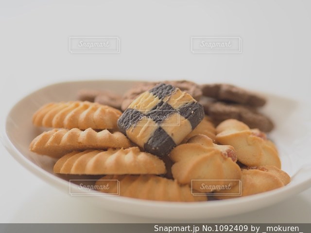 特典付き！山崎実業 フラワーバスケット Snatura ナチュラ バスケット トレー トレイ プレート 盛り付け皿 カゴ かご 籠フルーツバスケット お菓子皿 フルーツ皿 果物皿 お菓子 パン フルーツ フラワー 花 北欧 シンプル おしゃれ かわいい 公式 ホワイト 7472