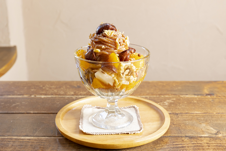 ホクホク栗の濃厚マロンクリームの和風テイスト☆秋冬限定☆栗たっぷり和風ティラミス♪抹茶のスポンジにマロン風味のマスカルポーネクリーム～カフェ益子の茶屋～益子焼窯元よこやま