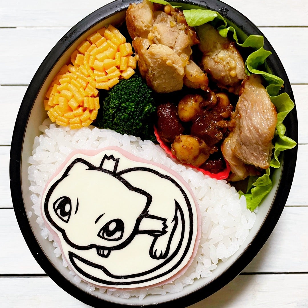 ポケモンキャラ弁＊ミュウと、子どもたちとの毎日冬のひいらぎ 秋のかえで＊shinkuのレシピ＆ライフ