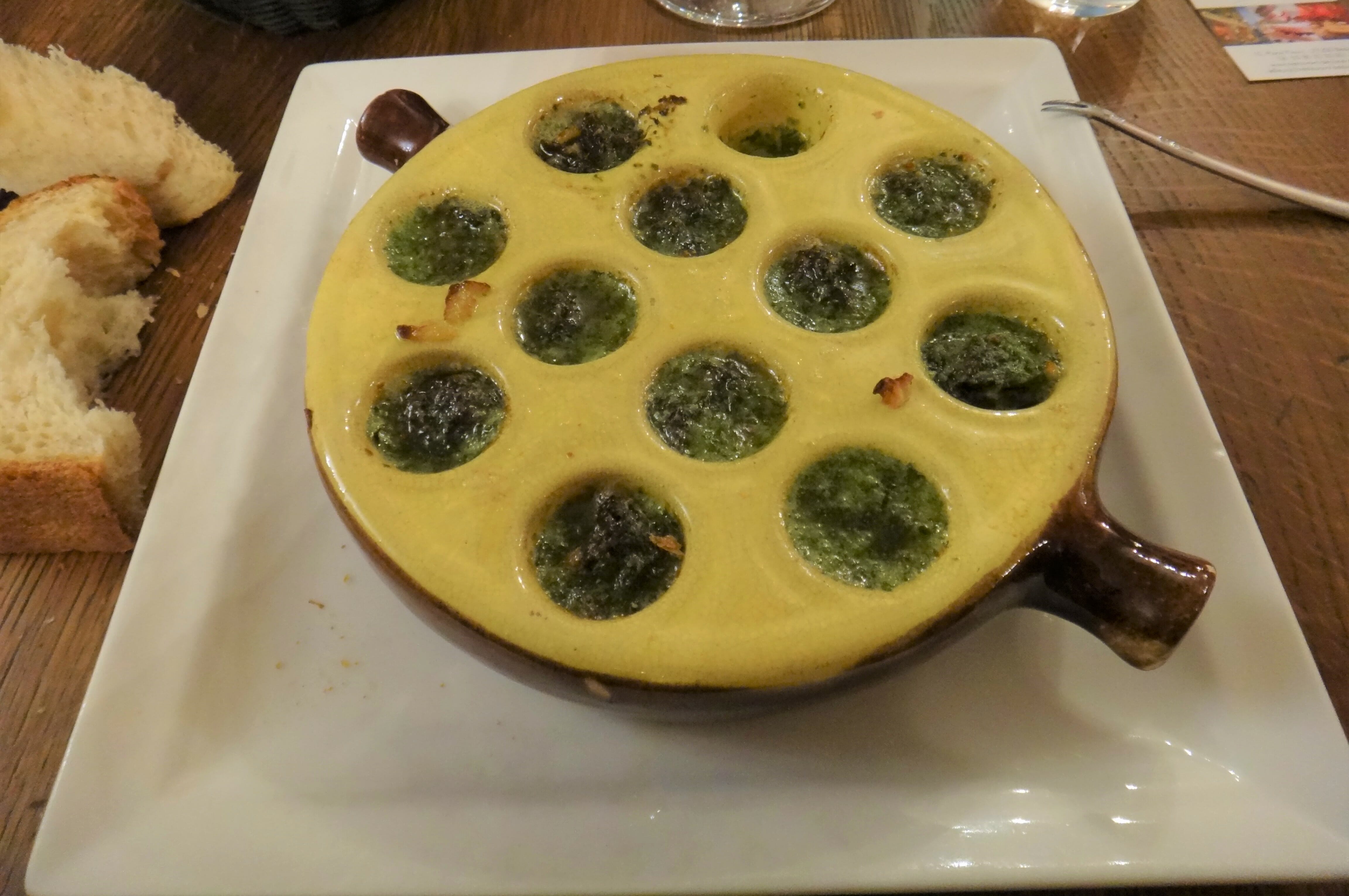 エスカルゴの本場はブルゴーニュ：1食用にするエスカルゴとは