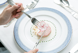 西洋料理のマナーヒトサラ