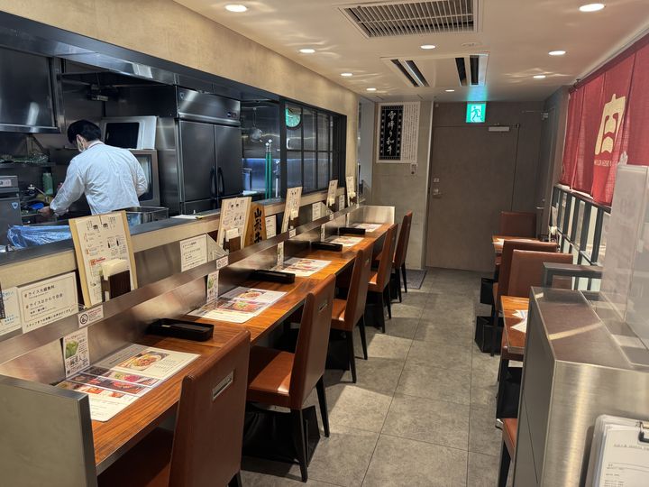 CHANEL ✔️リップ＆チークボーム No.1 ドゥ シャネル 6「ベリーブースト」¥6,050 公式オンラインでポチりましたが全国発売は1 21なので、よければ保存してね🥰 @chanel.beautyベリーブースト血色感メイク血色チーク血色リッププラムチークプラム