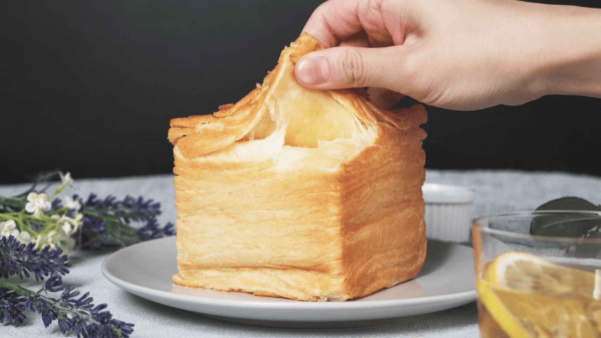 プリンでしっとり 食パンミルフィーユ