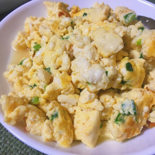 木綿豆腐入りヘルシーつくね弁当🍱, おはようございます☀, 息子弁当です。,つくねは、野菜をたっぷり入れて、木綿豆腐を入れてヘルシーに🫶甘酢あんが美味しくて、冷めてもふんわり柔らかいのが魅力♩,枝豆は冷凍のものを使ったよ☺️,お弁当詰め方お弁当bentoお弁当記録旦那弁当愛妻弁当おべんとう簡単弁当わっぱ弁当息子弁当のっけ弁当お弁当動画