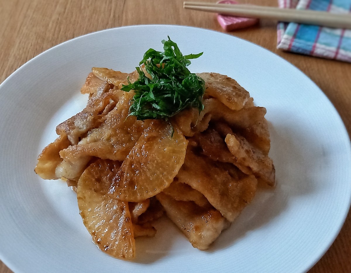 味付け簡単！ 豚バラと大根のポン酢煮