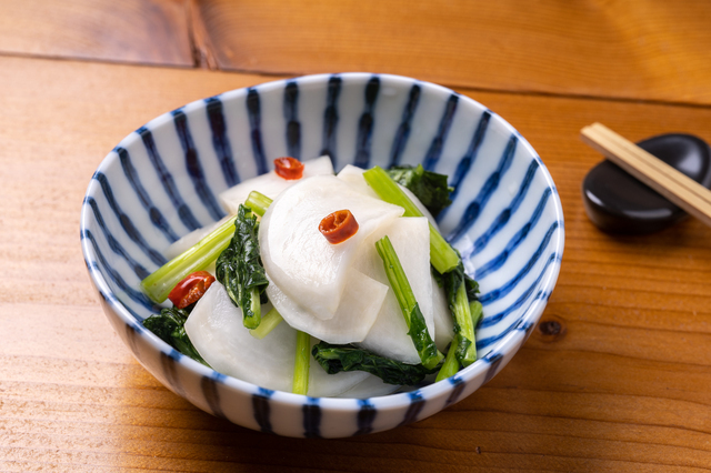 七草粥を食べる意味や由来とは？春の七草の種類、基本＆食べやすいレシピも紹介Shufoo!プラス