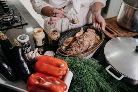 ステンレススチール製のノンスティックフライパン、焼き物、蒸し物、煮込み料理に最適な丸型フライパン 深型鉄フライパンのおすすめ20選煮込み料理や炒め物にピッタリ！- Best One ベストワン