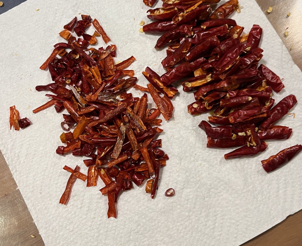 自家製はやっぱり違う！ フレッシュな唐辛子で作るビネガーソース三越伊勢丹の食メディアFOODIE フーディー