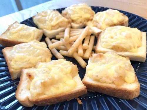 Twitterで大人気！ 悪魔のレシピ 「じゃがりこ」に〝あれ〟を加えるとOggi.jp