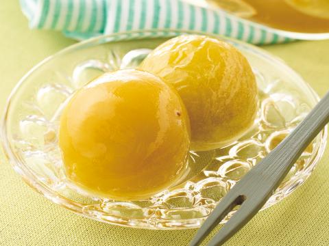 青梅の甘露煮で初夏を感じる寒天デザート