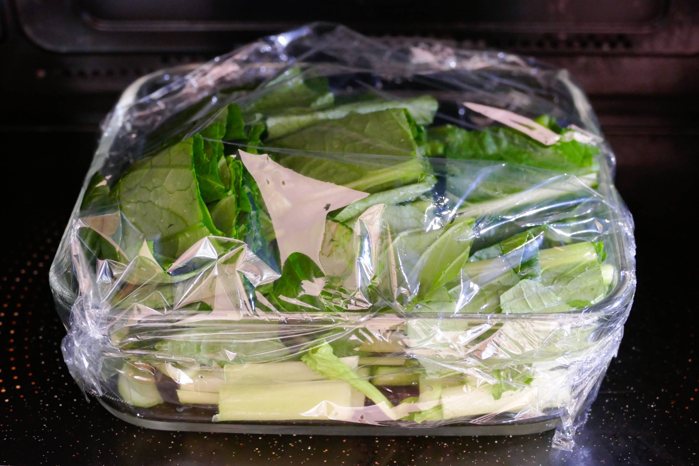 人気のレンジで簡単作り置きレシピ。小松菜のおひたしの作り方。白だしで味付けラクラク！ - つくりおき食堂