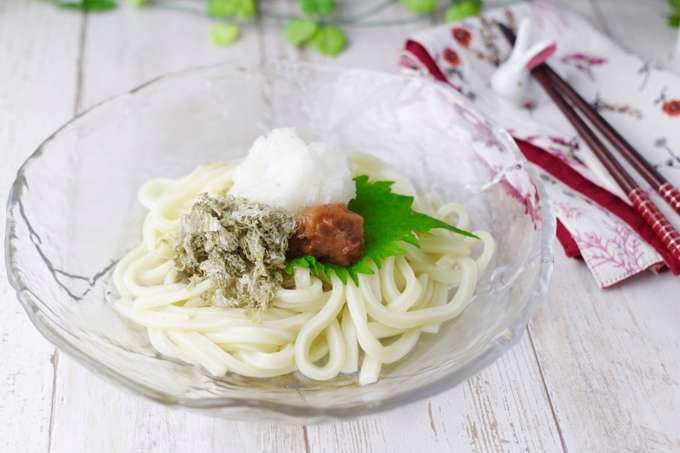 山田うどんの 持ち帰り生そば と 赤パンチ を使ってステキな晩酌と胃に優しい？夜食をキメル