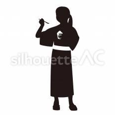 かき氷を食べる浴衣の女の子のイラスト素材105867608- PIXTA