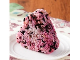 高評価 セブン-イレブン 発芽雑穀米おむすび おかかクリームチーズの感想・クチコミ・値段・価格情報 もぐナビ