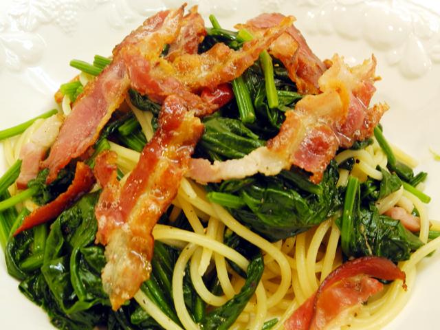 ほうれん草とベーコンのクリームパスタ 090306 コープクッキング - 生活協同組合コープこうべ