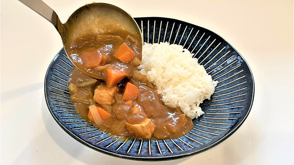 知らないと赤っ恥！ご飯の「正しいよそい方」とは？ オトナの常識＃20 OTONA SALONE