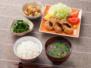 とんかつに合うおかず15選！暮らしのクリップ