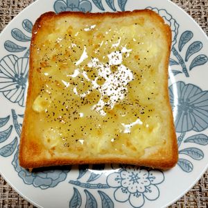 はちみつチーズトースト 暮らし商店ごんべやヒルペコKSB瀬戸内海放送