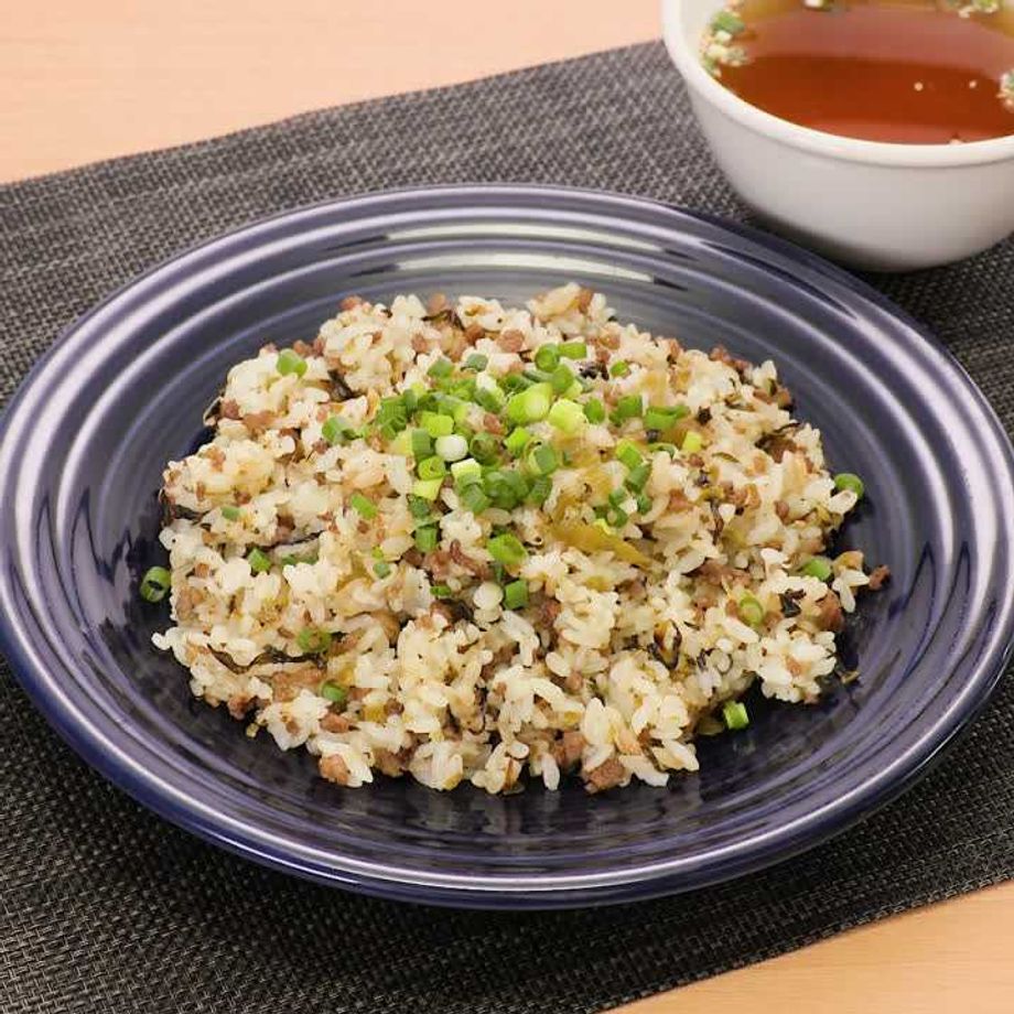 簡単おいしい♪ 豚肉と高菜のチャーハン