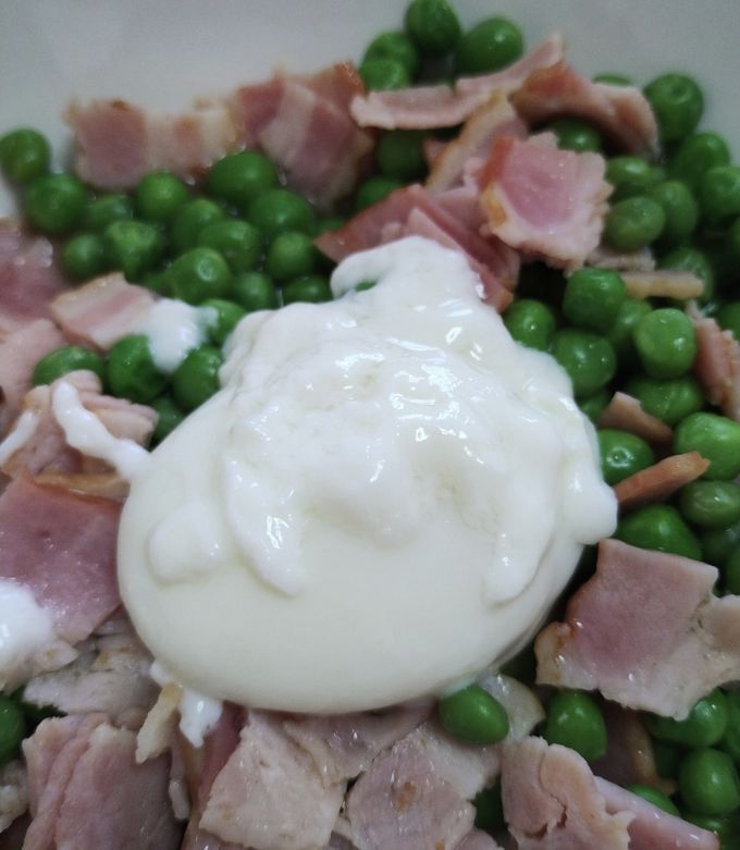 9軒のスーパーをまわってやっと2軒見つけた！どうか🙏このままグリーンピースを置いてやって欲しい追記サイゼリヤのはグリンピース ではなく青豆ですが、私はグリンピースで代用しております。サイゼリヤグリーンピース青豆のサラダ柔らか青豆の温サラダ