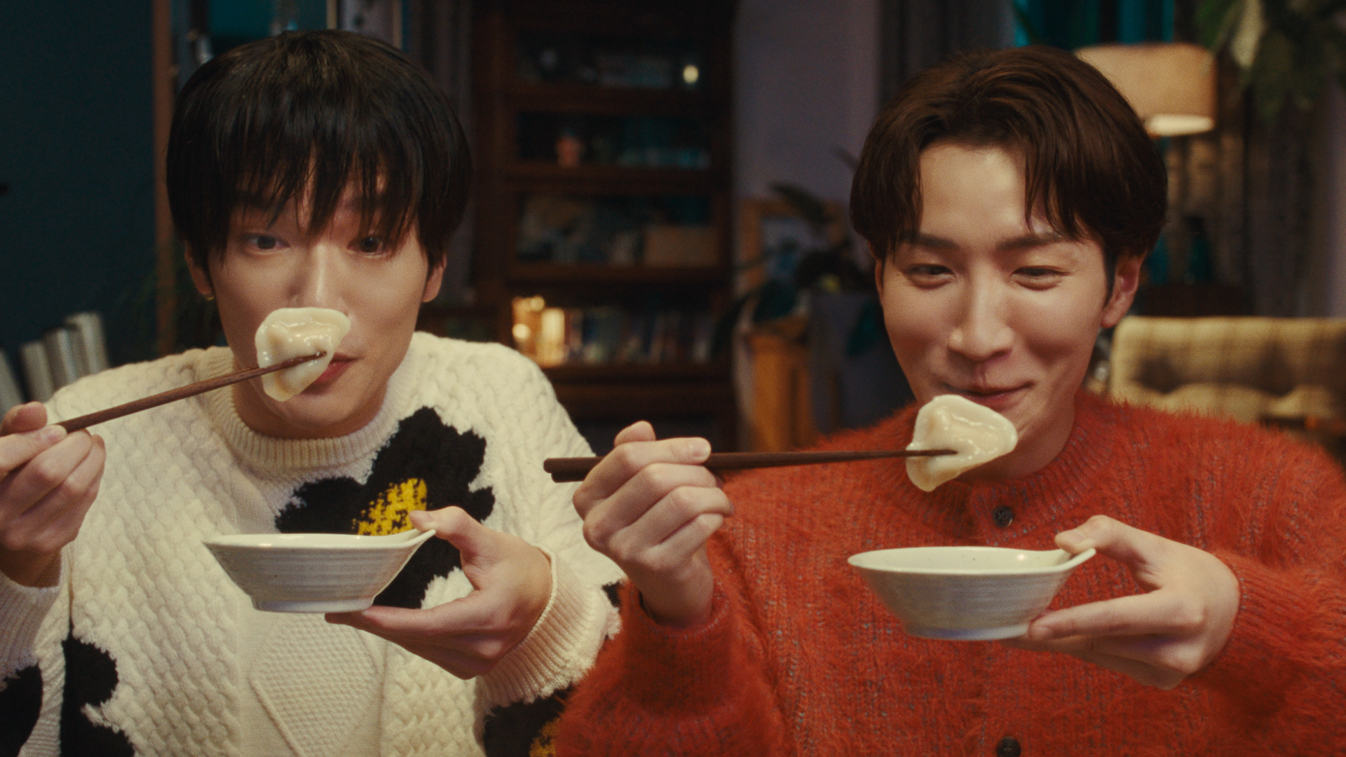 WaiWai水餃子 12個×3袋: 惣菜・ご飯のお供・おつまみスイーツ・グルメ・ギフトの通販は 婦人画報のお取り寄せFUJINGAHOSHOP