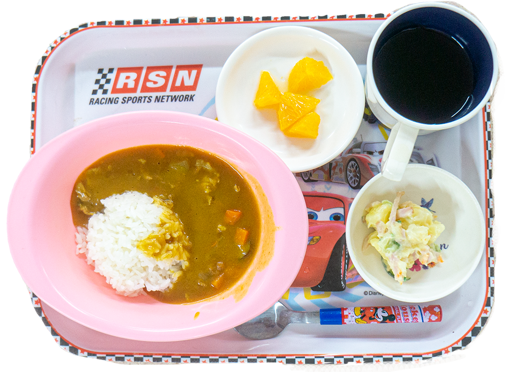 メリー☆ポピンズ エスパル仙台「夏野菜でカレーライス」保育・発達支援のどろんこ会