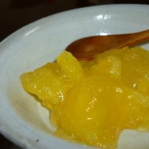 果肉たっぷり！甘酸っぱくてさわやかな夏みかんのマーマレード