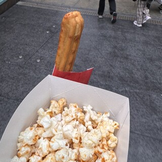 抹茶ホワイトチョコ味』新登場、『ブラックペッパー味』も復活!TDSのポップコーンが変更!マーラーは販売終了へディズニーリゾートまにあ