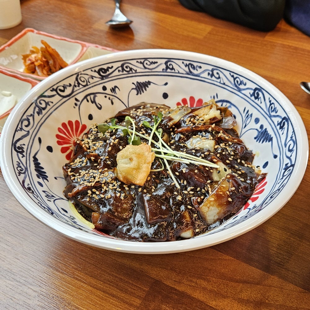 韓国人の麺の食べ方TikTok