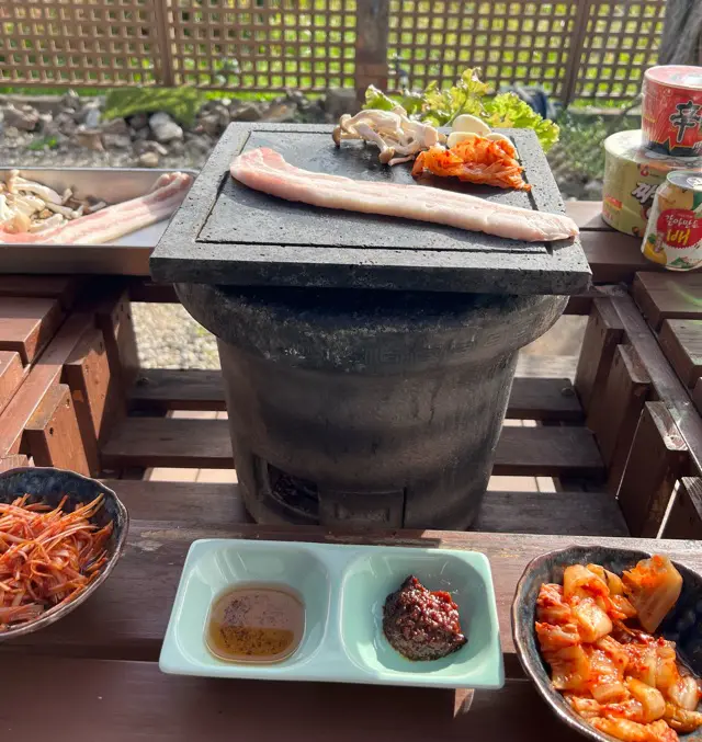 庭でバーベキュー: 小公女セーラ博物館 管理人のブログ