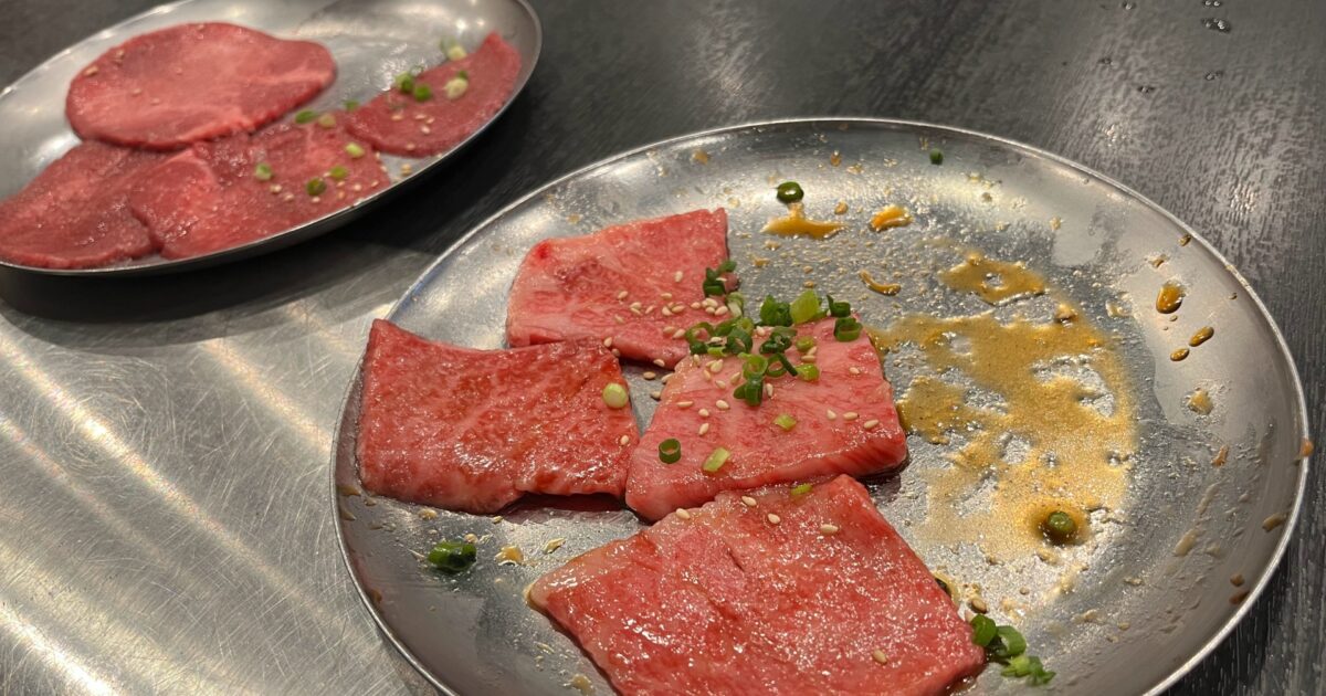 牛肉 仙台牛 牛すじ 煮込み 600g300g × 2個肉 お肉 にく 牛 ブランド 牛スジ あて おかず おつまみ お酒に合う 冷凍温めるだけ 簡単調理 時短 家庭用 人気 おすすめ 仙台 宮城 牛すじ肉JTBのふるさと納税サイトふるぽ