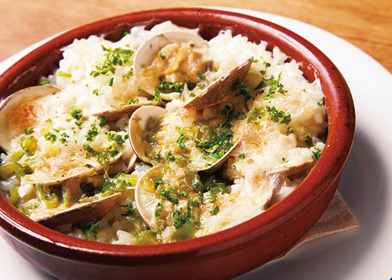 超簡単 韓国人留学生が作るスペインバル定番料理「魚介とキノコのアヒージョ」 - いんぎんの韓国語