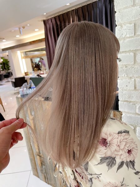 大人気！ミルクティーベージュカラー６選！オススメスタイルをご紹介◎コラム Ash 上尾春日店 太田 芽依Ash オフィシャルサイト