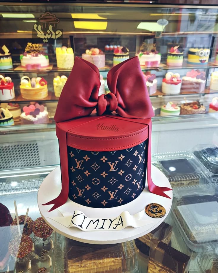 ルイ・ヴィトンのケーキ：ブランドの魅力を味わう
