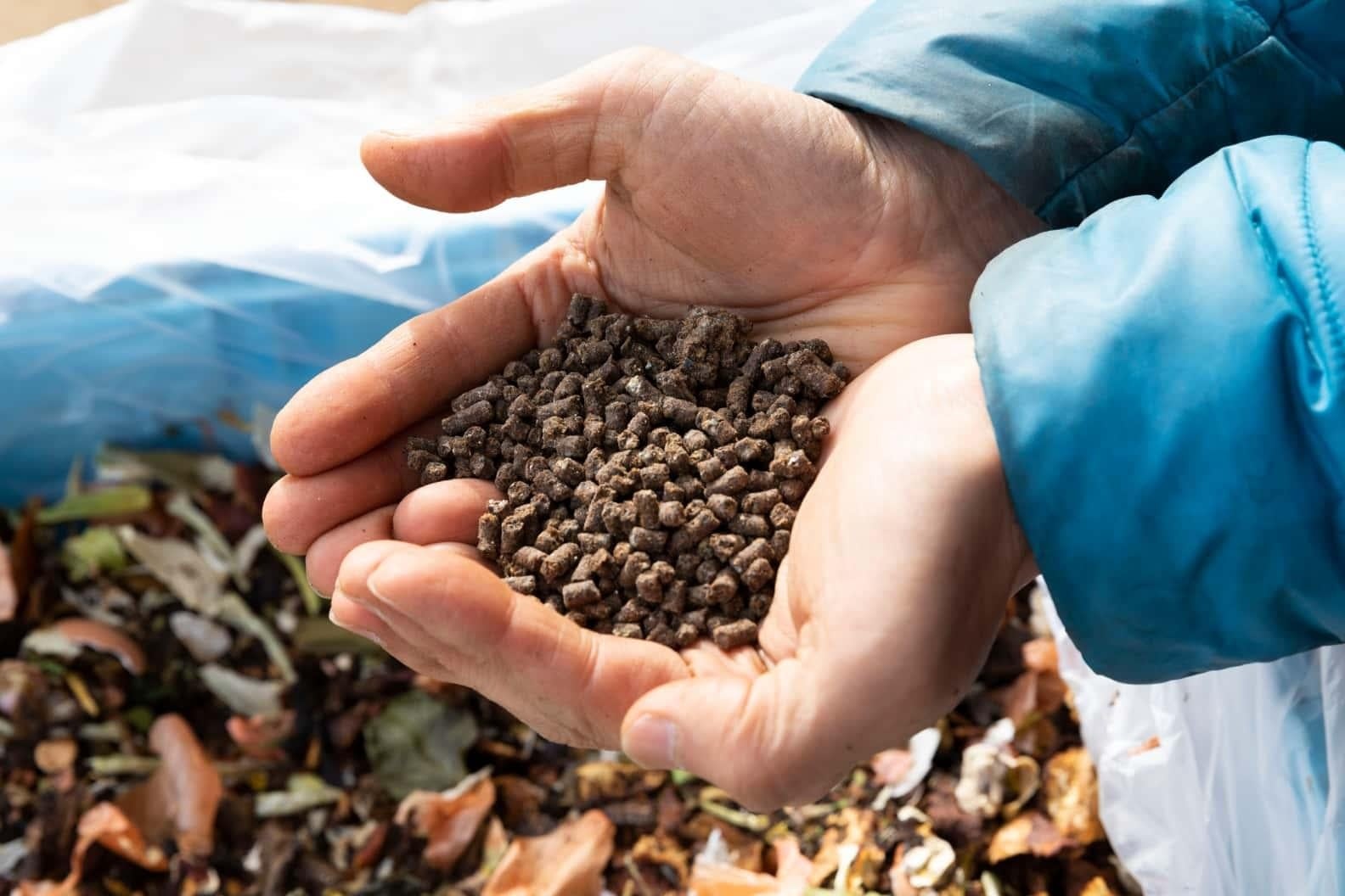 野菜くずからとった出汁「ベジブロス」 もえかま