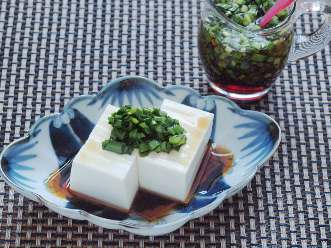 醤油ではない」冷奴にかけると美味しい「黄緑色」の調味料とは？意外と知らない組合せで 絶品おつまみ脱サラ料理家ふらお- エキスパート -Yahoo!ニュース