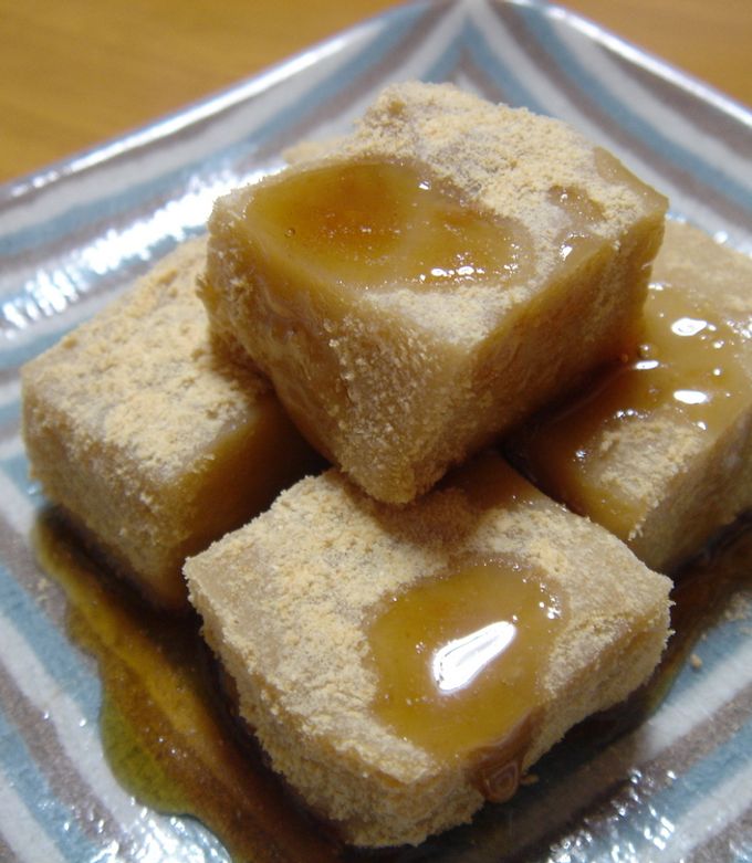 片栗粉で超簡単!もっちもちの『抹茶ミルクわらび餅』がたまらない美味しさ♪Matcha Milk Warabi Mochi