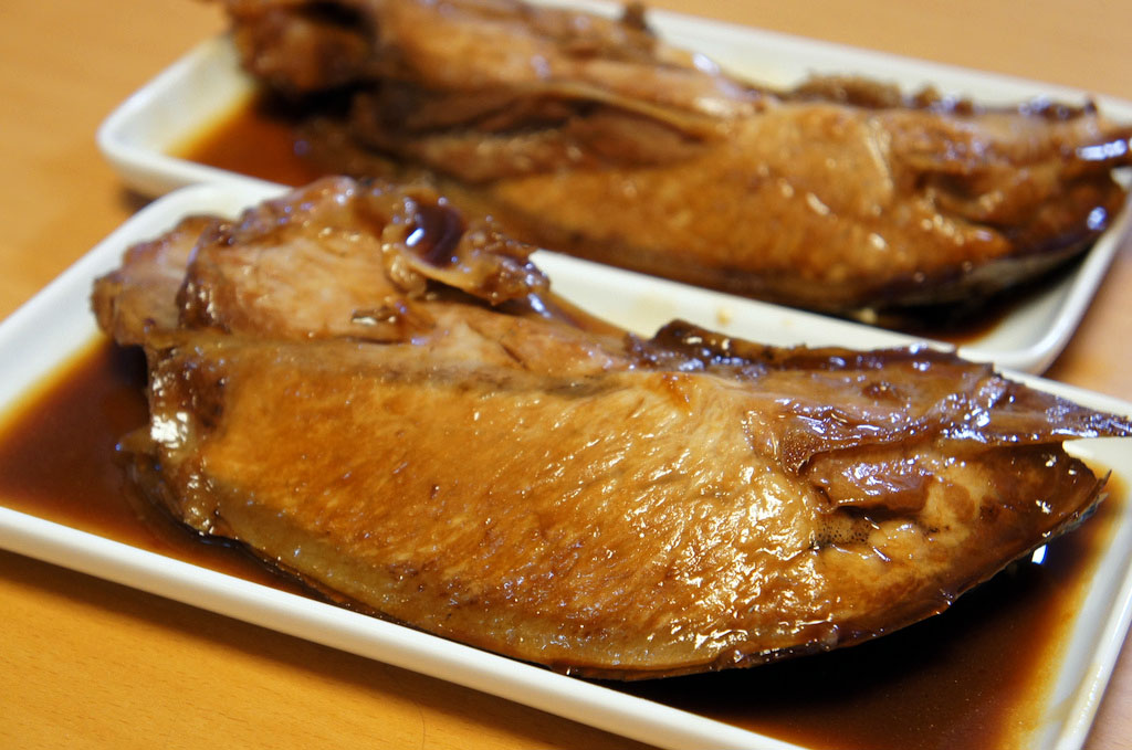 まぐろカマの煮付け 要予約- 石垣市、ひとし 石敢當店の写真 - トリップアドバイザ