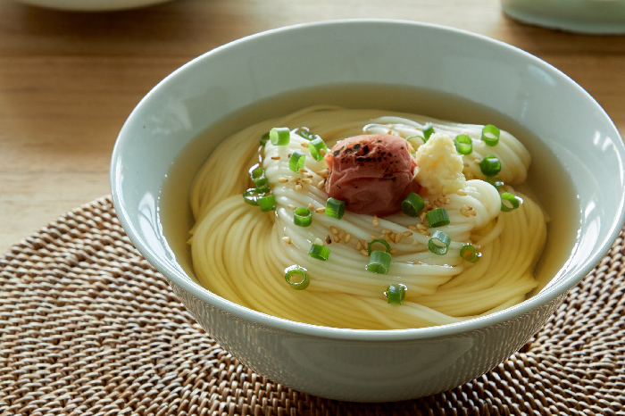 面倒なときにパパっと作れる。手軽でおいしい 冷凍うどん 温・冷レシピ 2ページ目キナリノ