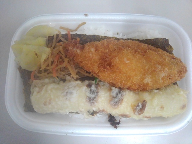 ほっともっと」４つの醤が織りなす本格的な辛さの「四川麻婆豆腐」と、香味油で仕上げた「炒飯」が夢のコラボレーション！「四川麻婆豆腐＆炒飯弁当」株式会社プレナスのプレスリリース