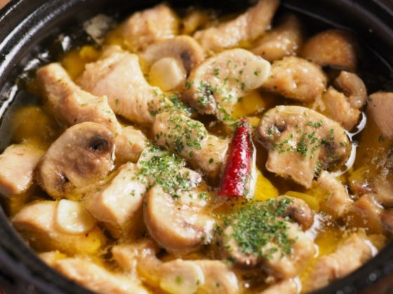 鶏むね肉で作る「和風アヒージョ」takashi77が投稿した記事Lemon8