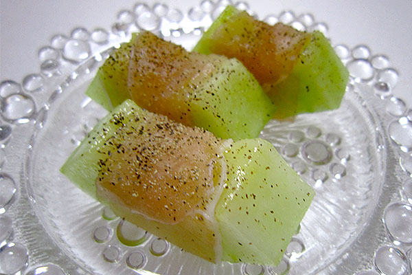 マクワウリや甘くないメロンを甘くする切り方 苦くないメロンジュース まくわうり メロンの切り方