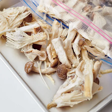 きのこは冷凍保存で！美味しく便利にLEE