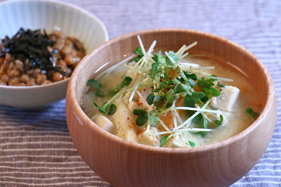 忙しい時におすすめ！ かいわれと豆腐のスープ